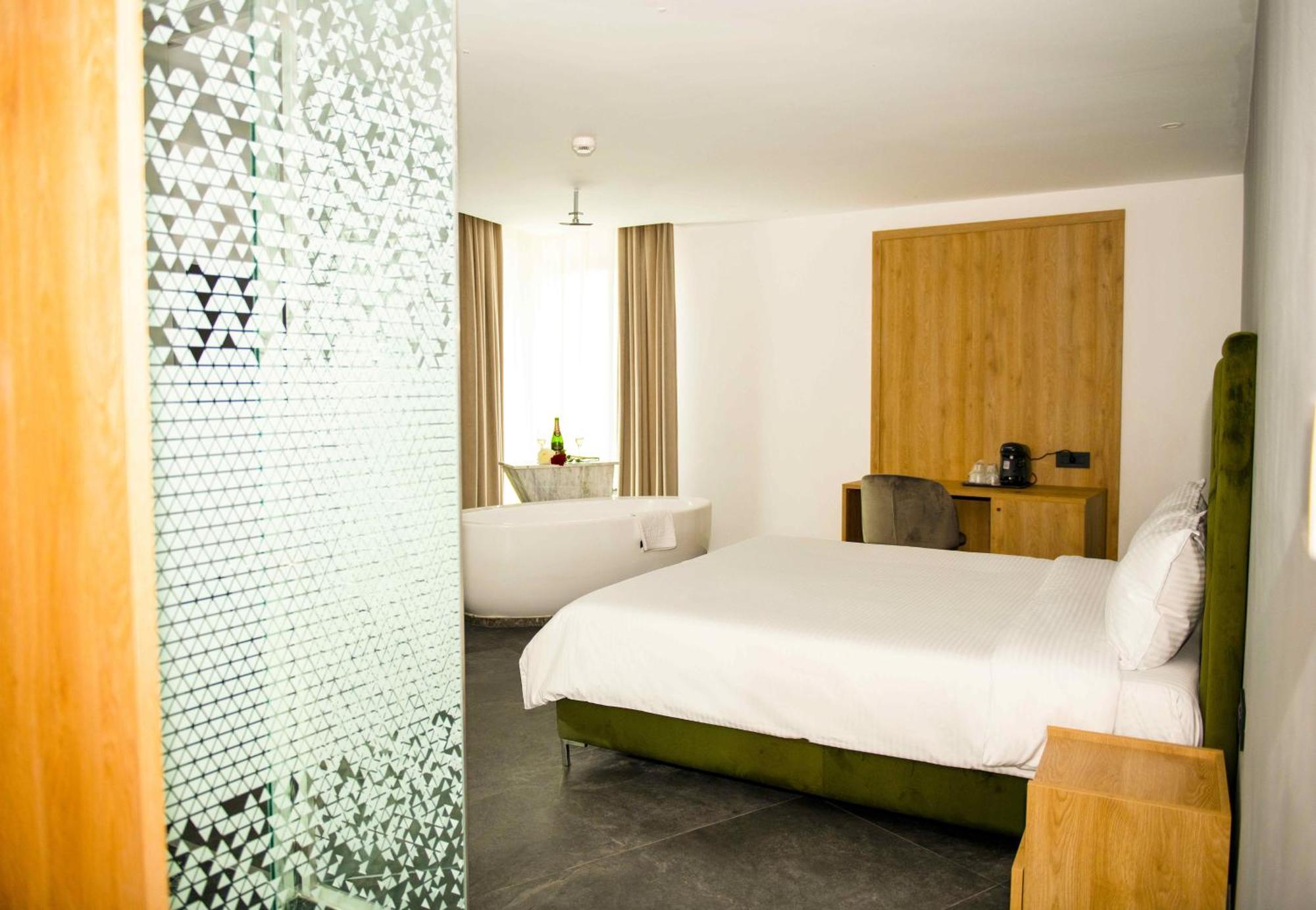 Cm111Apparthotel Bucharest Exterior photo